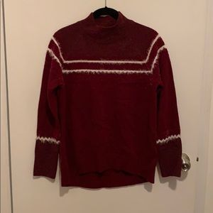 Jones New York cute Christmas sweater!